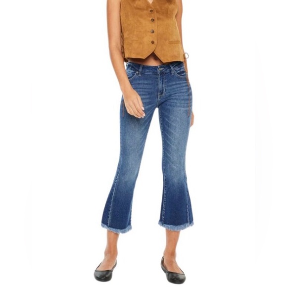 KANCAN Merlie mid rise cropped flare jeans with frayed hem size 11/29 - Picture 1 of 10